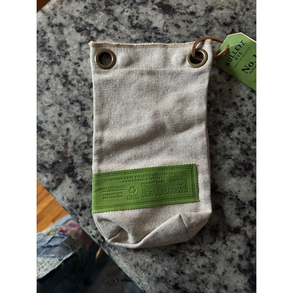 Bulleit Rye Whiskey bag - Picture 2 of 2